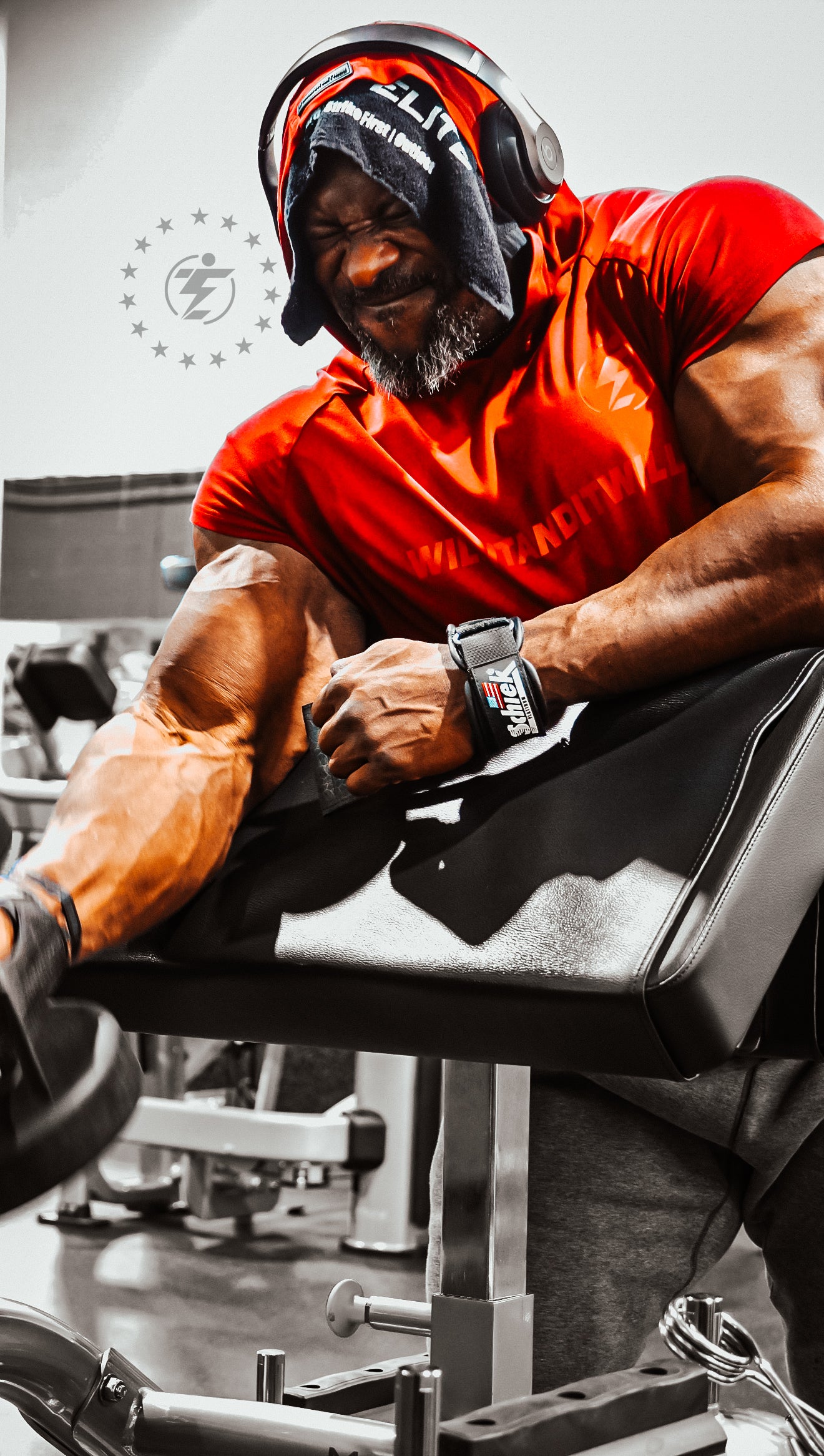 ¾ SLEEVE WORKOUT HOODIE