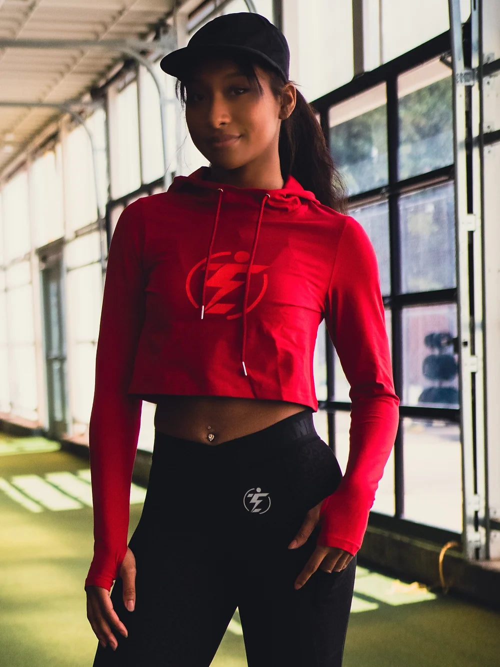 SIGNATURE HOODIE