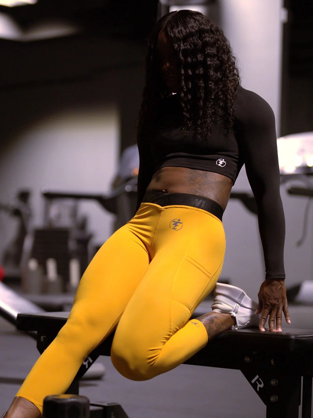 V-BAND POCKET LEGGINGS